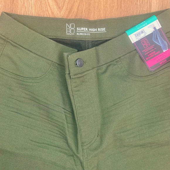 💕*NWT* Women’s No Boundaries Curvy For Every Body Super High Rise Jegging 💕 - Picture 3 of 6